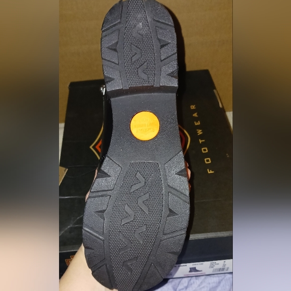 Womens size 9 Harley boots - Picture 2 of 4